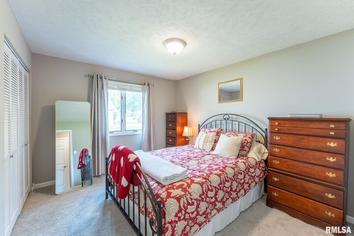 Property Photo:  611 Crab Orchard Boulevard  IL 62918 