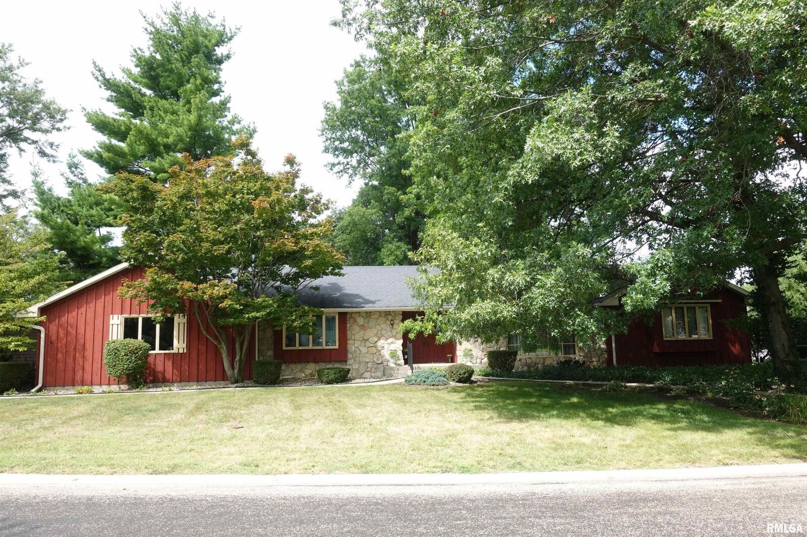 Property Photo:  145 Northview Drive  IL 61448 