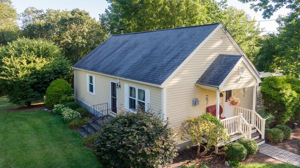Property Photo: 298 Torrey Rd MA 01550