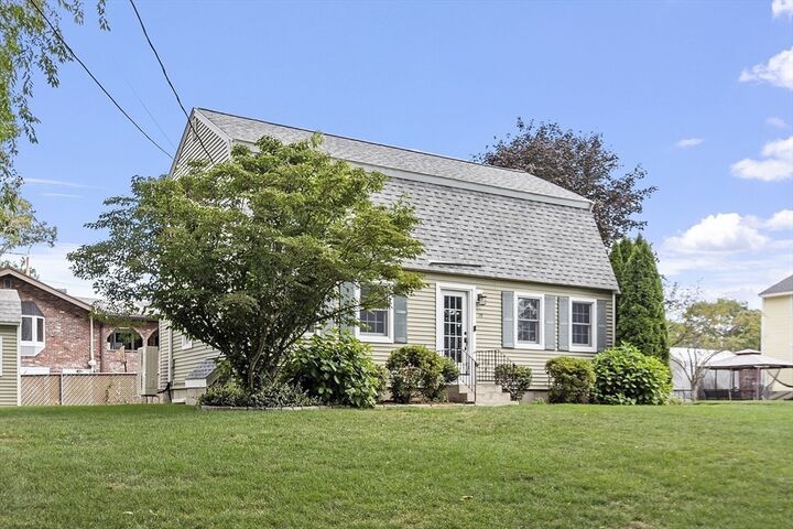 Property Photo:  15 Dewey Ave  MA 01887 