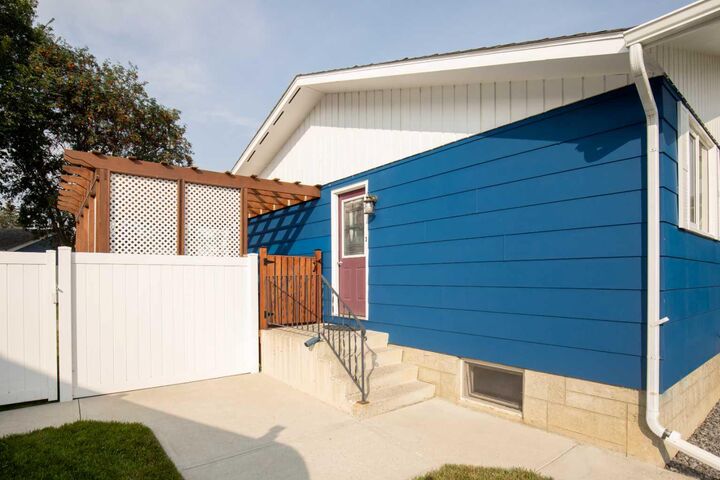 Property Photo: 4708 57A Street Crescent AB T4L 2G5