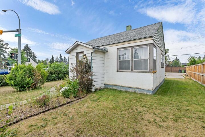 Photo de la propriété: 605 19 Street NW AB T2N 2J5