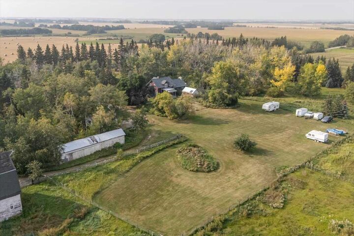 Property Photo:  37119 Range Road 281  AB T4E 1X4 