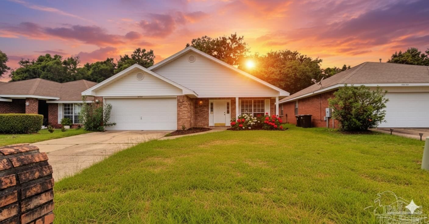 Property Photo:  6335 Mers Ln  FL 32526 