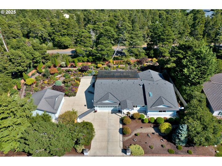 93 Sailors Ravine Ct  Florence OR 97439 photo