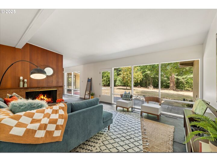 Property Photo:  13309 NW Glenridge Dr  OR 97229 