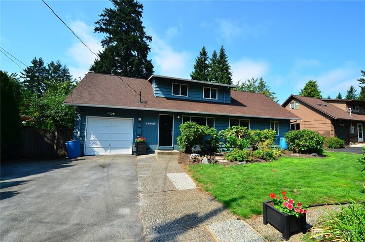 18909  89th Avenue NE  Bothell WA 98011 photo