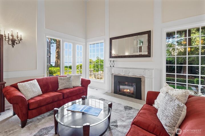 Property Photo:  16530  76th Avenue W  WA 98026 