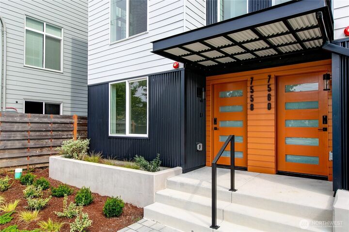 Property Photo: 7558 43rd Avenue S WA 98118