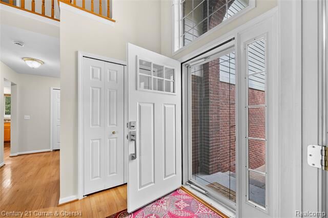 Property Photo:  19880 Irving Drive  MI 48152 