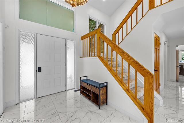 Property Photo:  5120 Langlewood Court  MI 48322 