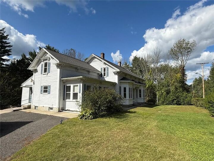 Property Photo: 1450 Tarkiln Road RI 02830