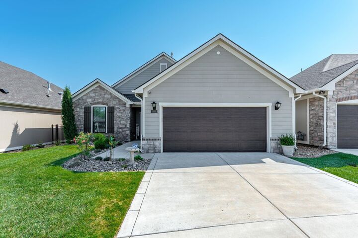 13501 W Naples Cir  Wichita KS 67235 photo