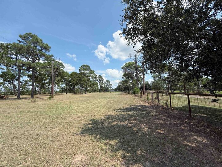 Property Photo: 2625 S Pine Island TX 77713