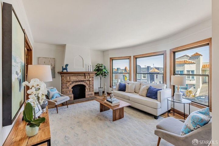 Property Photo: 46 Dartmouth Street CA 94134