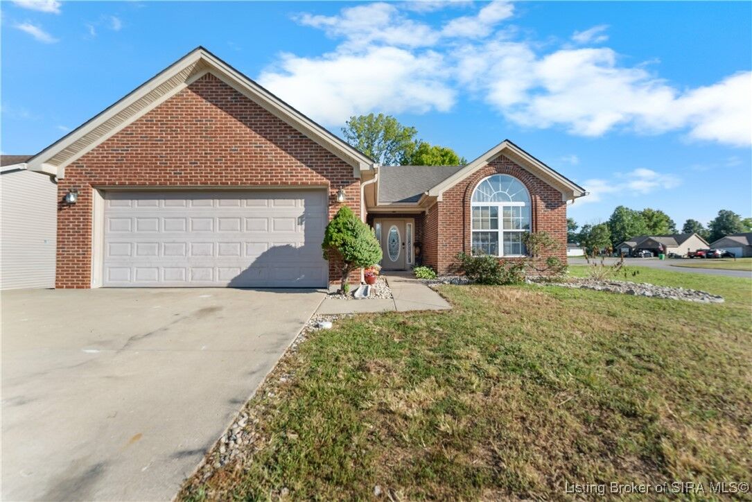 Property Photo:  4400 Leaf Circle  IN 47172 