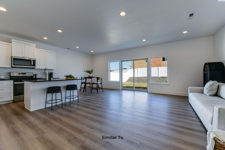 Property Photo:  4609 Road 114  WA 99301 
