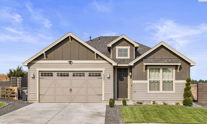 Property Photo: 5201 Raleigh Dr WA 99301