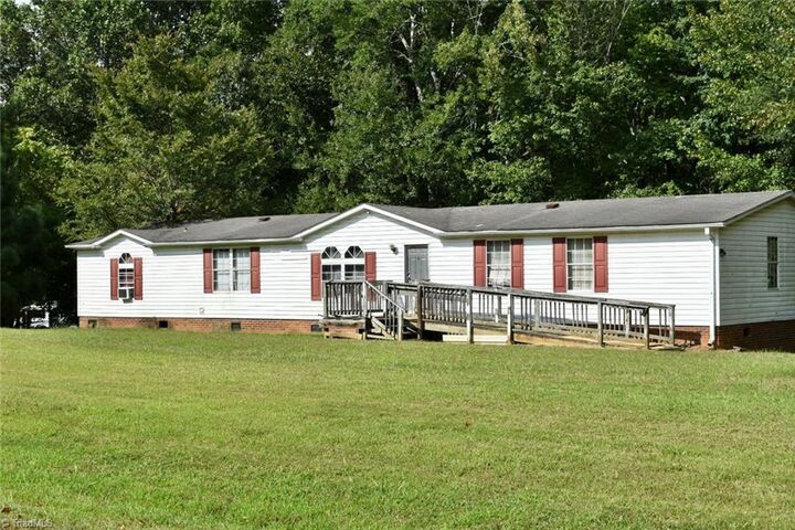 140 Smith Hill Lane  Roxboro NC 27574 photo