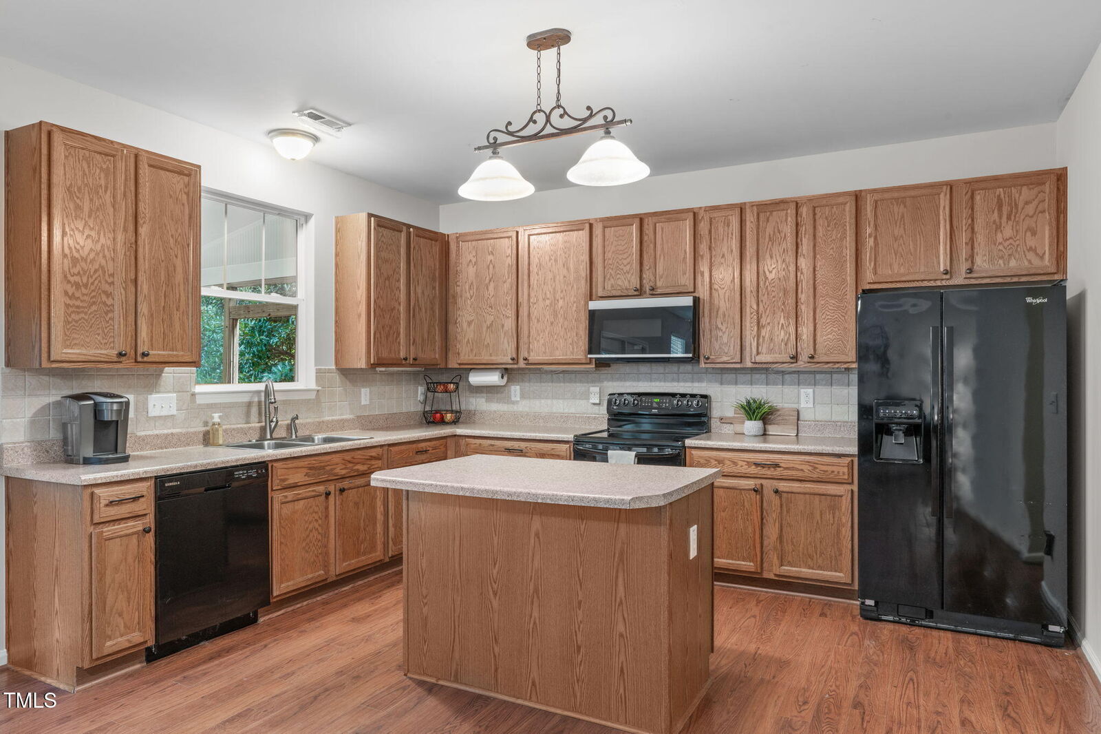 Property Photo: 412 Stobhill Lane NC 27540