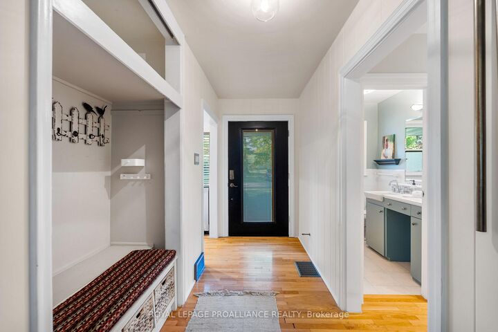 Property Photo: 7 Hutton Drive ON K8P 1E9