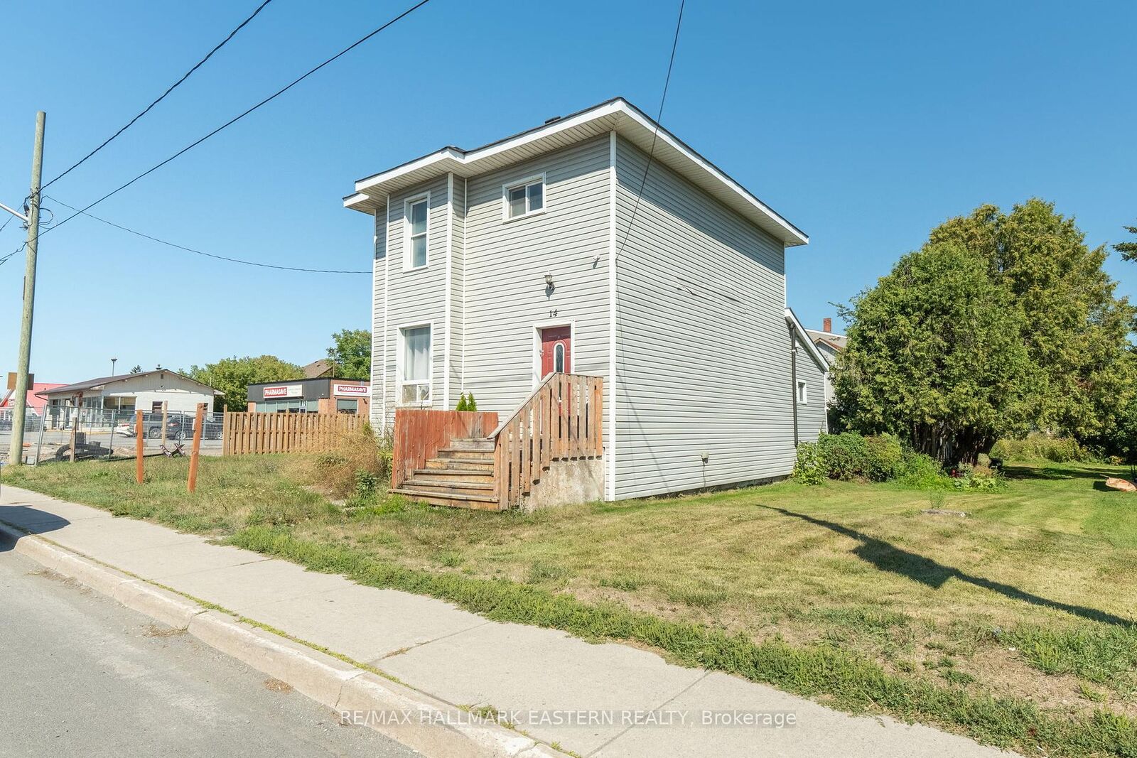 Property Photo:  14 Ottawa Street W  ON K0L 1Z0 