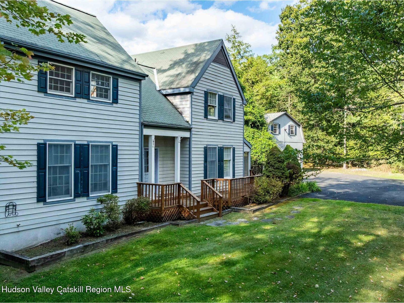 Property Photo:  1232 Glasco Turnpike  NY 12477 