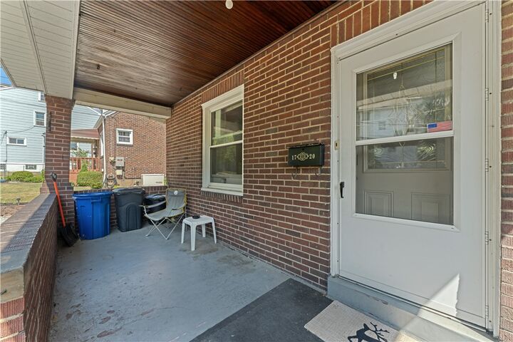 Property Photo: 1720 Homer St PA 15212