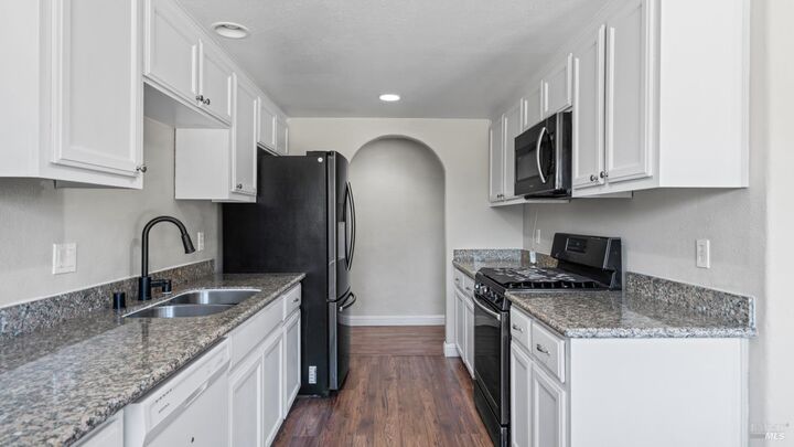 Property Photo:  1007 4th Street  CA 94533 