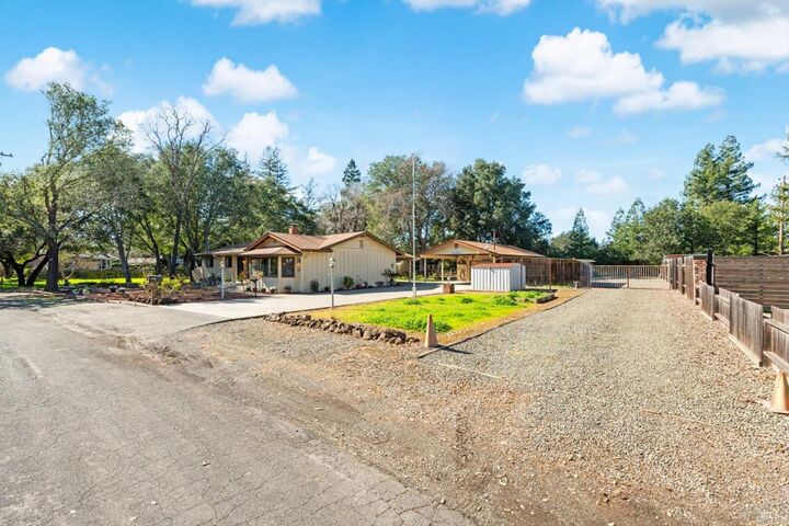 Property Photo: 1122 Petra Drive CA 94558