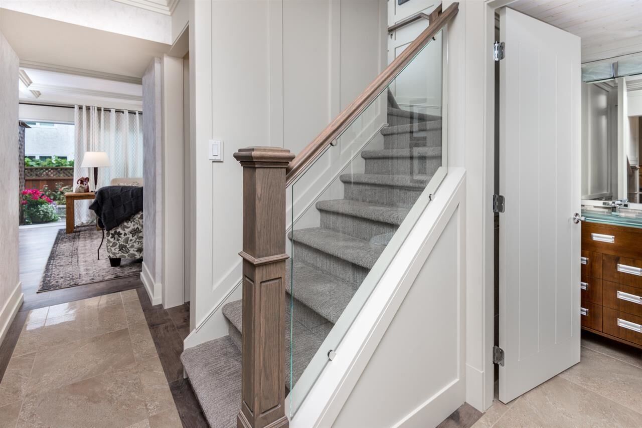 Photo de la propriété: 32880 Bevan Way 116 BC V2S 6R3