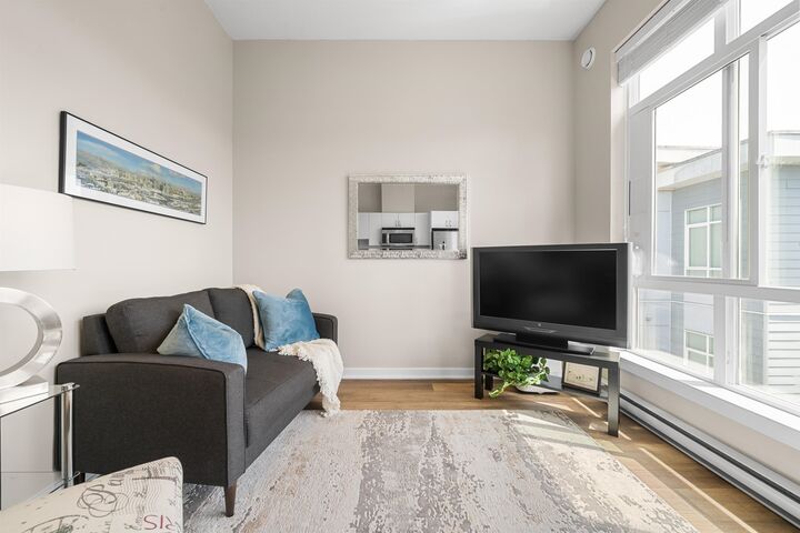 Property Photo:  13728 108 Avenue 513  BC V3T 0G2 