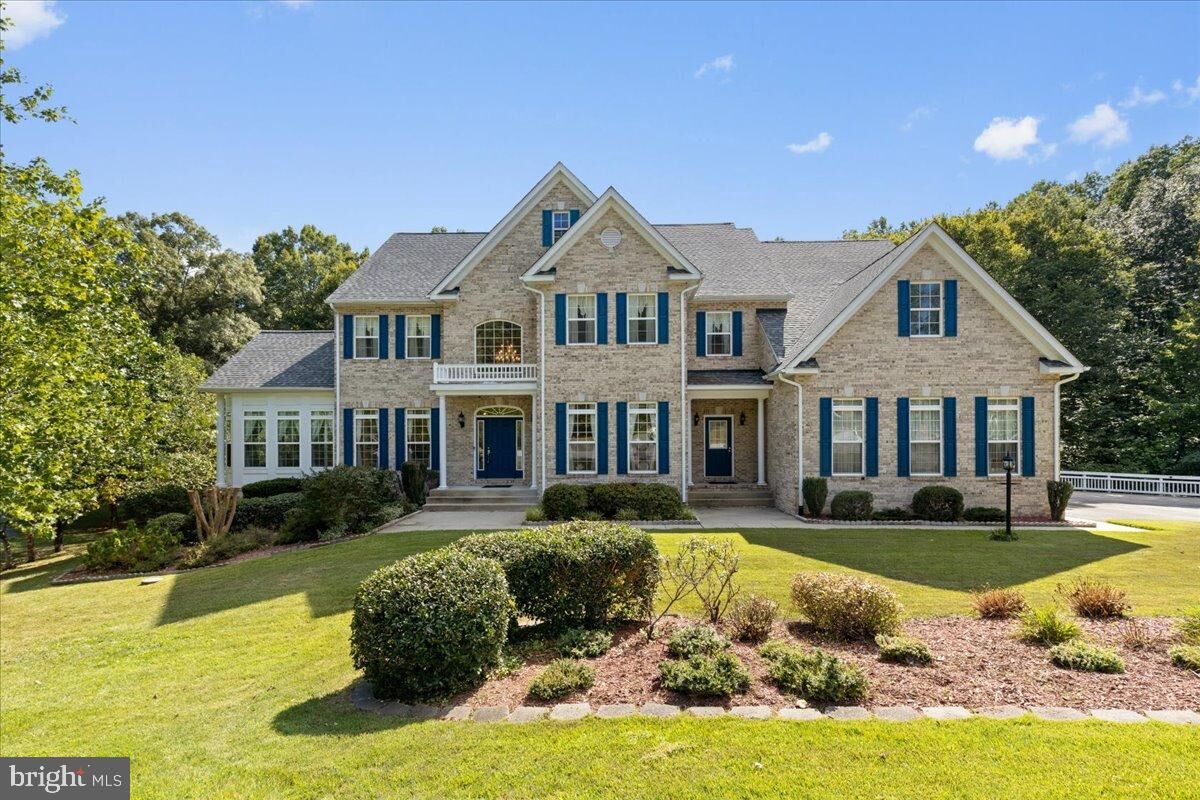Property Photo:  335 Summitwood Drive  MD 20639 