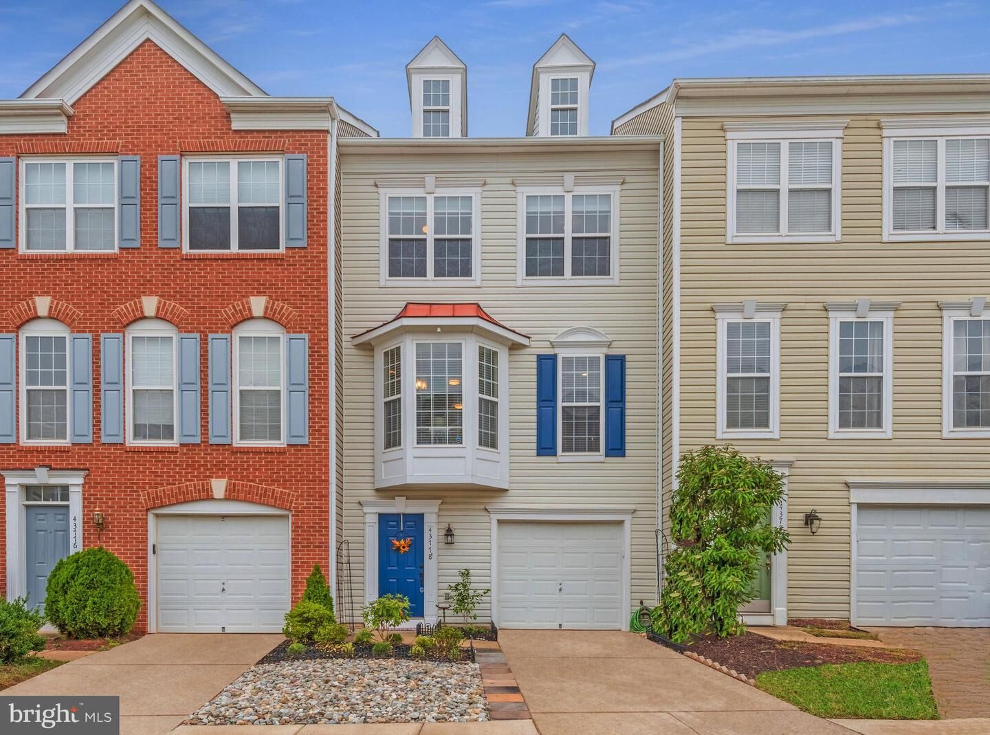 Property Photo:  43778 Tattinger Terrace  VA 20148 