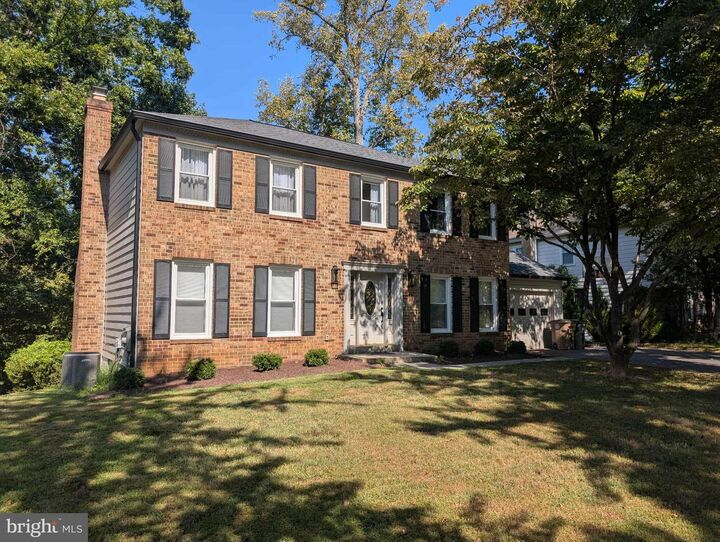 Property Photo: 11 Starlight Court MD 20854