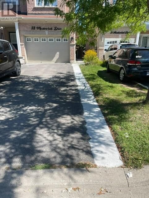 Property Photo:  33 Meadowlark Drive  ON L7G 6N2 