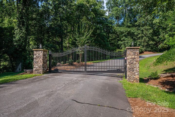 Property Photo: 7 Lot Highland Drive NC 28746