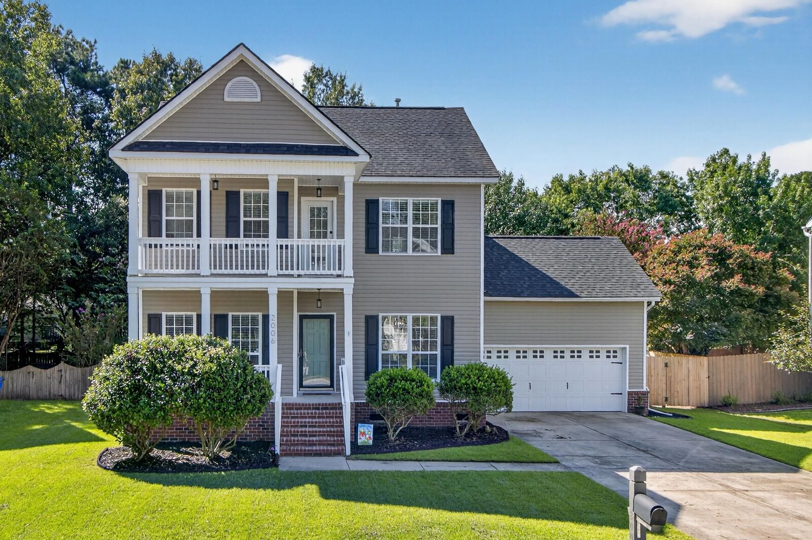 Property Photo:  2006 S Smokerise Way  SC 29466