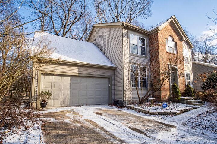 Property Photo:  108 Kingsmeadow Lane  OH 43004 