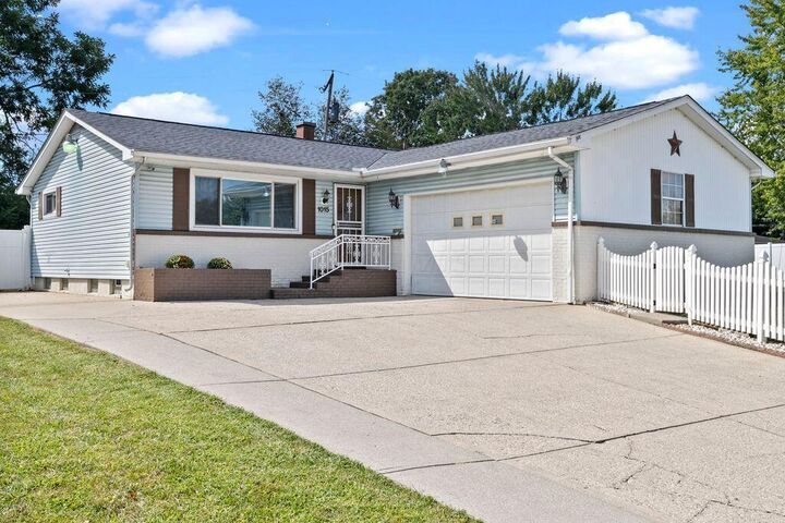 1015 Hodges Drive  Columbus OH 43204 photo