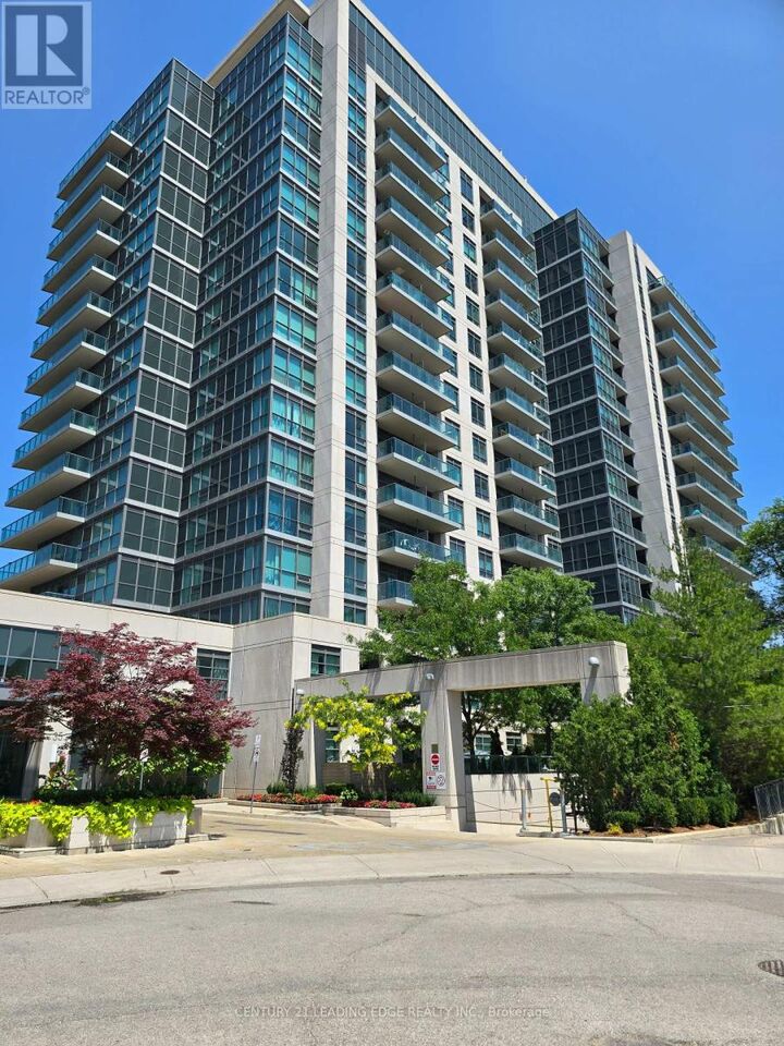 Property Photo: 35 Brian Peck Crescent 914 ON M4G 0A5