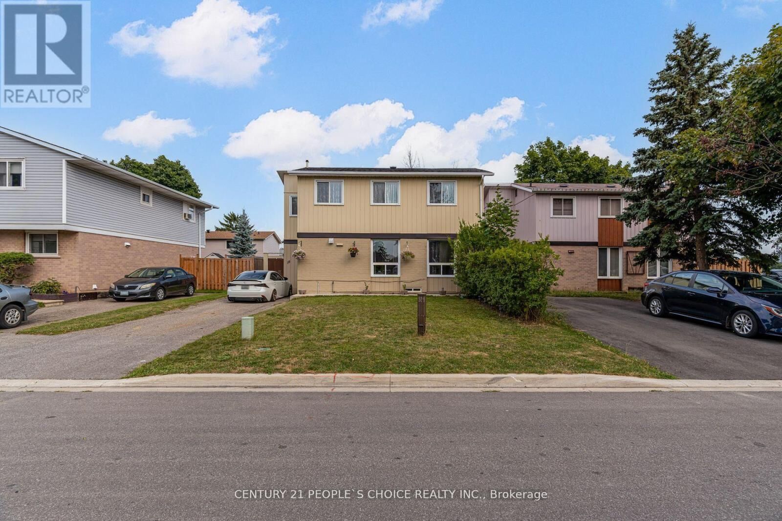 Property Photo: 18 Hernon Court ON L6S 2B9