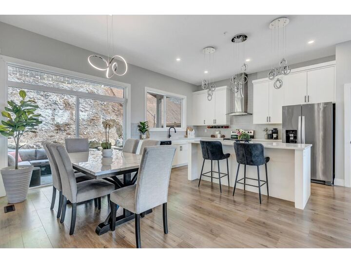 Photo de la propriété: 47184 Sylvan Drive BC V2R 0R8
