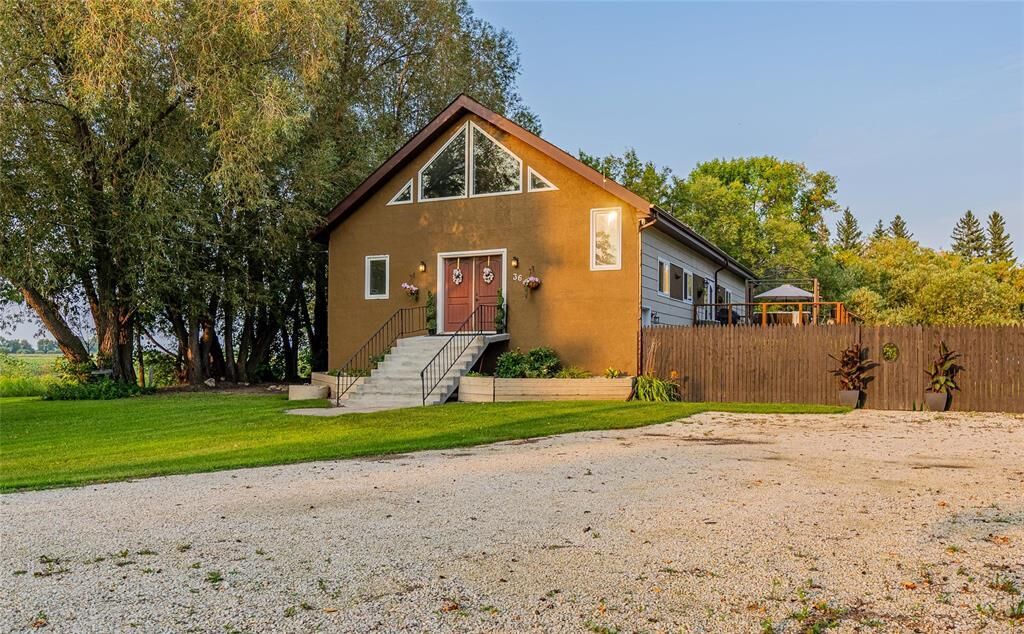 Property Photo: 36 Cottonwood Road MB R0H 0Z0
