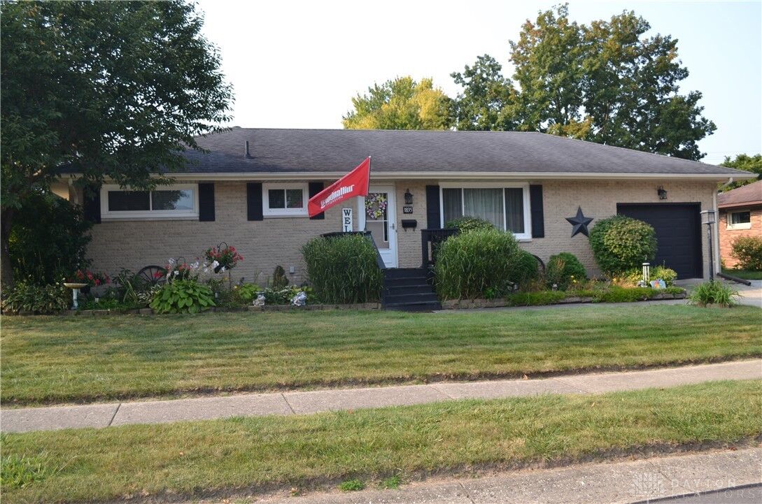 Property Photo:  1835 Sierra Avenue  OH 45503 