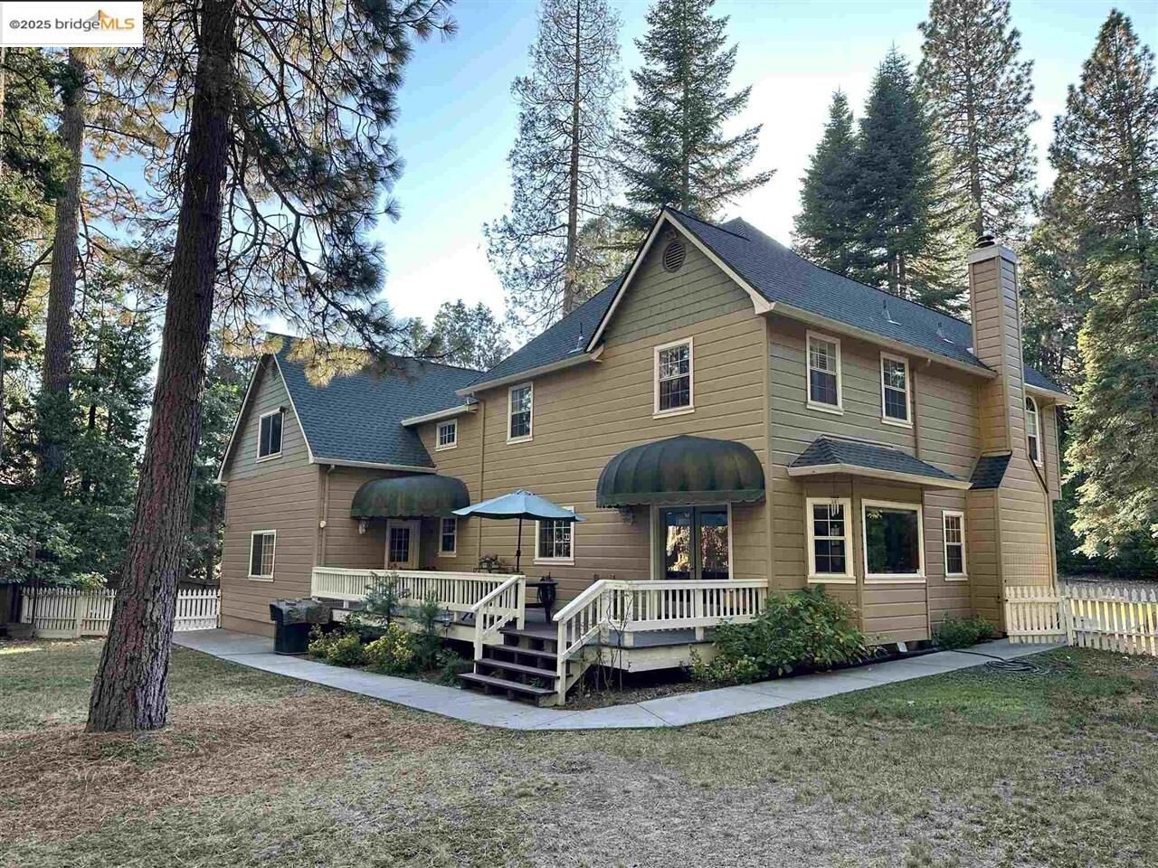 Property Photo:  19232 Highlander  CA 95383 