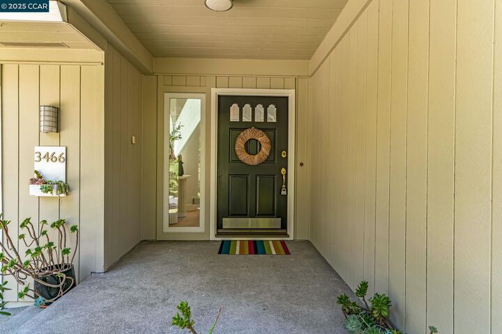 Property Photo: 3466 Silver Maple Dr CA 94506