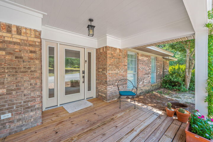Property Photo:  1336 Juniper Lake Road  FL 32433 