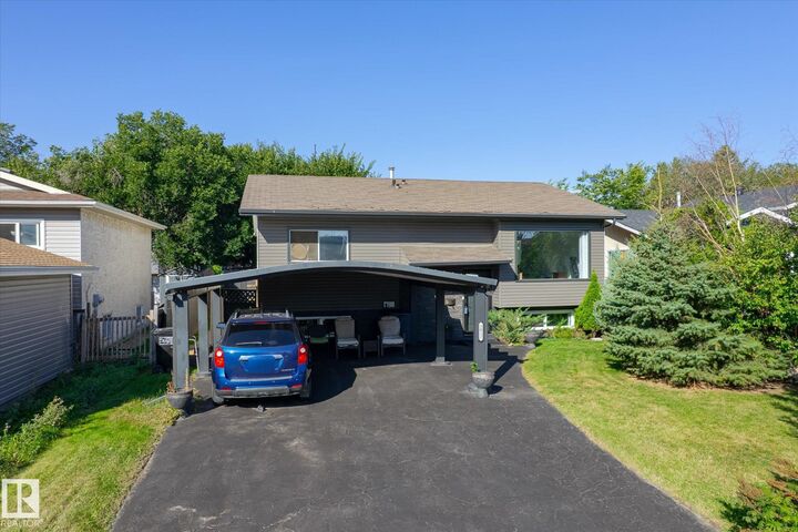 3012 35 Street NW  Edmonton AB T6L 4N4 photo