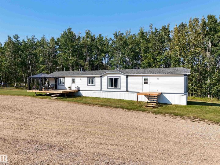 Property Photo: 7418 Twp Road 510 AB T0C 1Z0